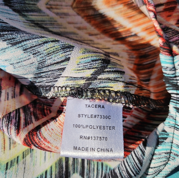 Tacera Zip Zig Zag Rainbow Top - Picture 7 of 8